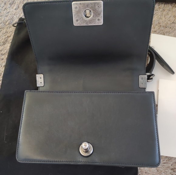 Chanel Boy Small Bag - Picture 4 of 15